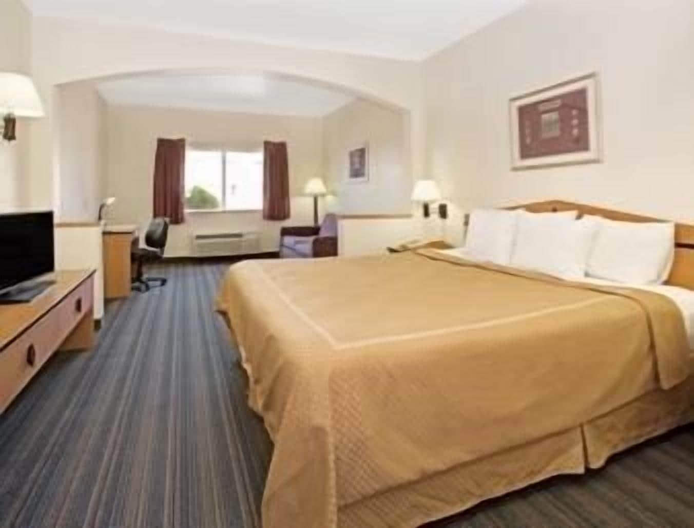 Days Inn & Suites By Wyndham Castle Rock Εξωτερικό φωτογραφία