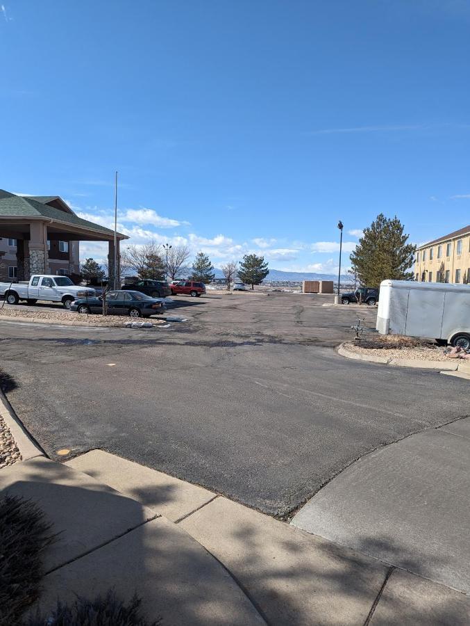 Days Inn & Suites By Wyndham Castle Rock Εξωτερικό φωτογραφία