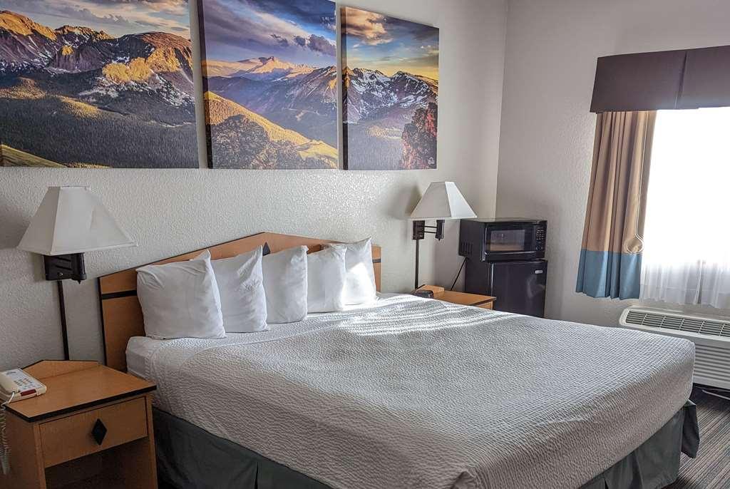 Days Inn & Suites By Wyndham Castle Rock Δωμάτιο φωτογραφία