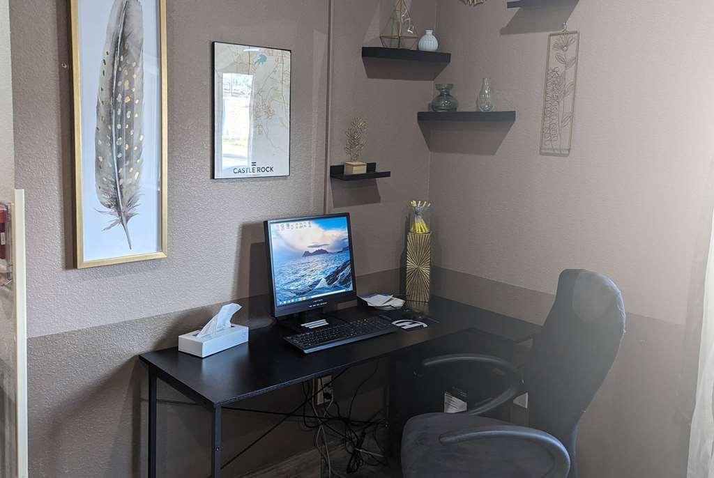 Days Inn & Suites By Wyndham Castle Rock Ανέσεις φωτογραφία