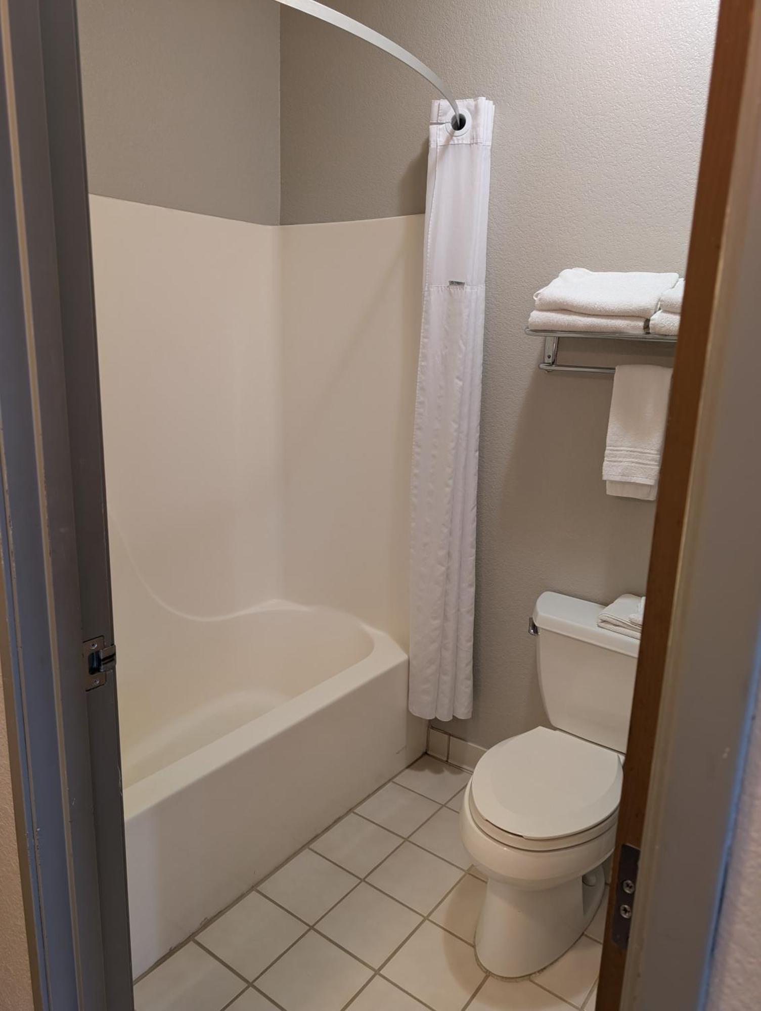 Days Inn & Suites By Wyndham Castle Rock Εξωτερικό φωτογραφία
