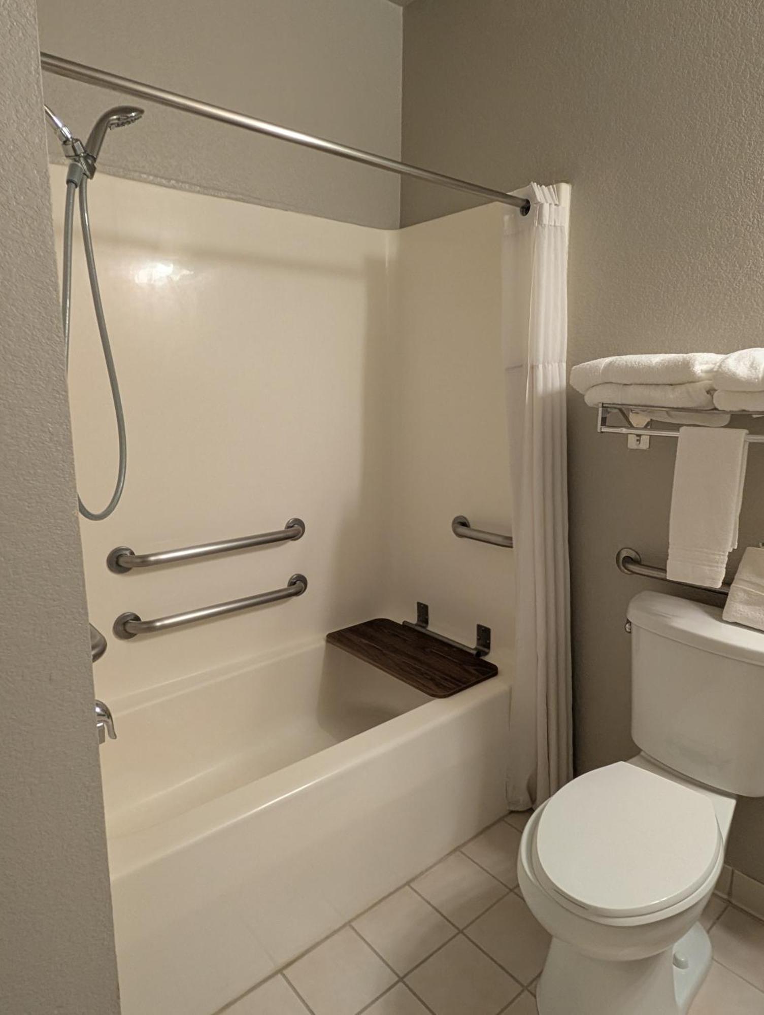 Days Inn & Suites By Wyndham Castle Rock Εξωτερικό φωτογραφία